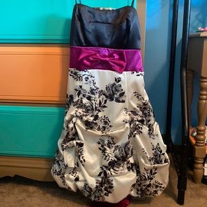 Homecoming/Formal Strapless Dress